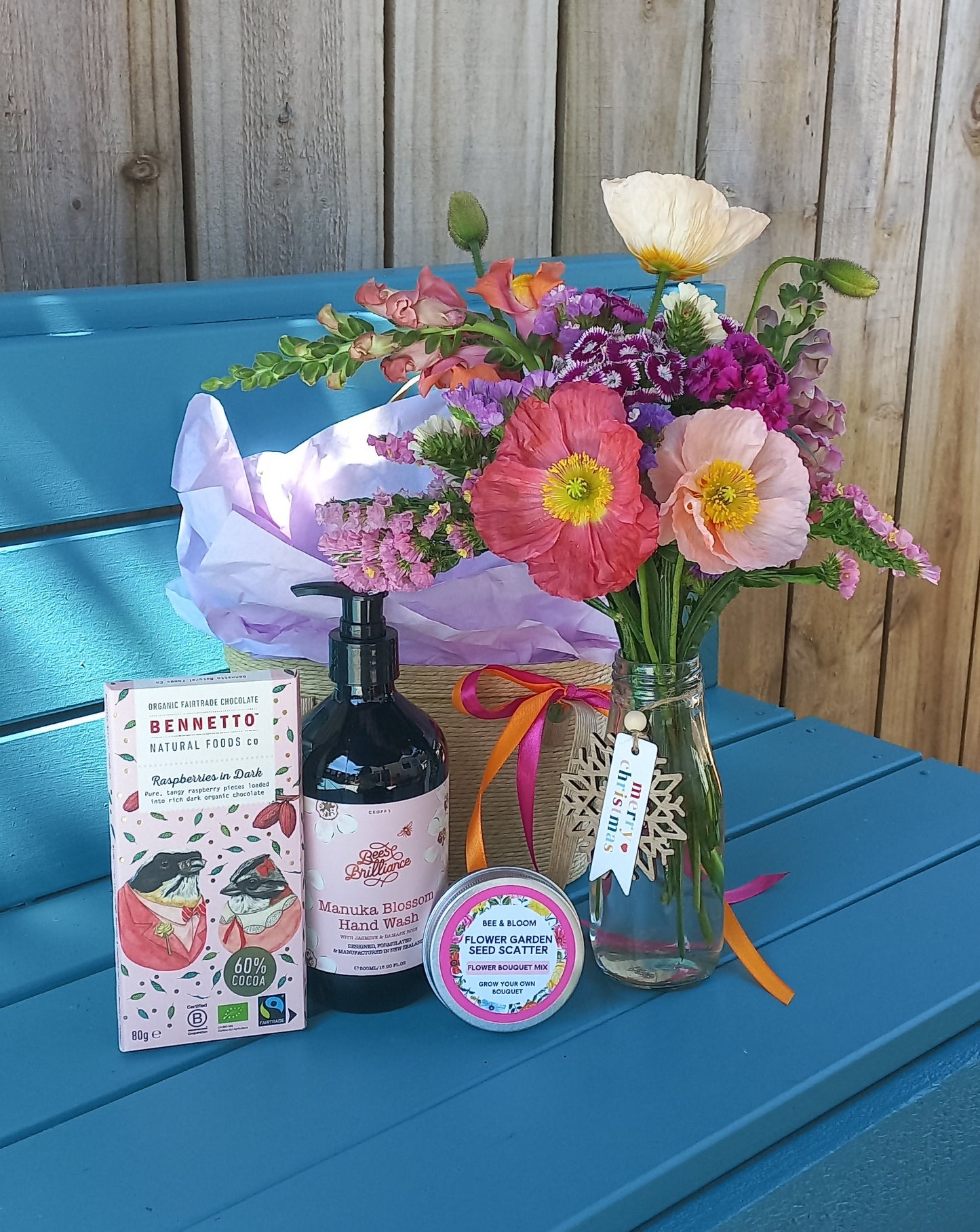 'Merry & Bright' Honey & Flowers Gift Basket