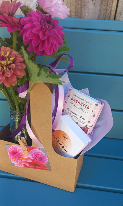 'Thinking of You' Flower Carrier