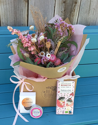 'Blush and Bloom' Gift Box with Dried Flowers