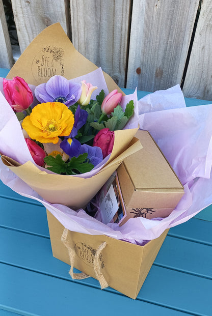 Ray of Sunshine Gift Box with Fresh Flowers