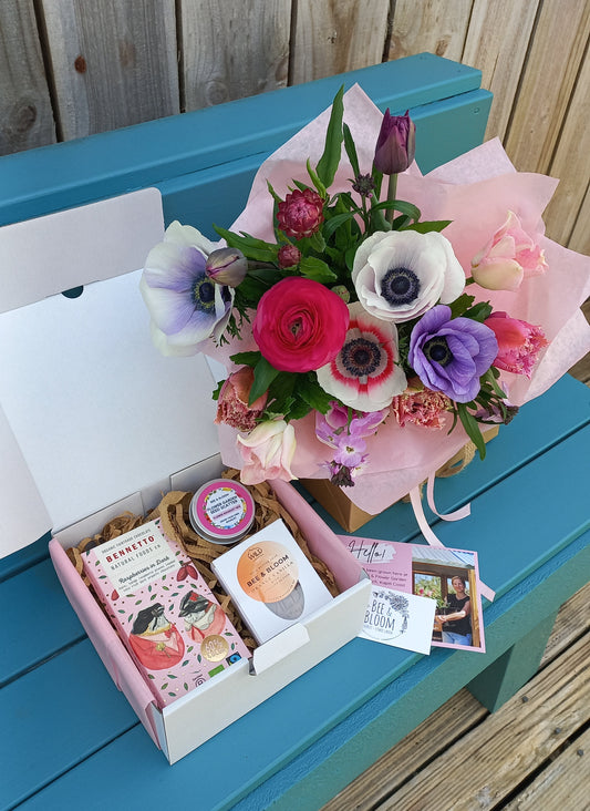 'Just Because' Gift Box with Fresh Flowers